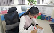 用爱心、恒心和进取心浇灌教育之花