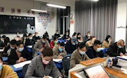 家校手牵手 共育栋梁才