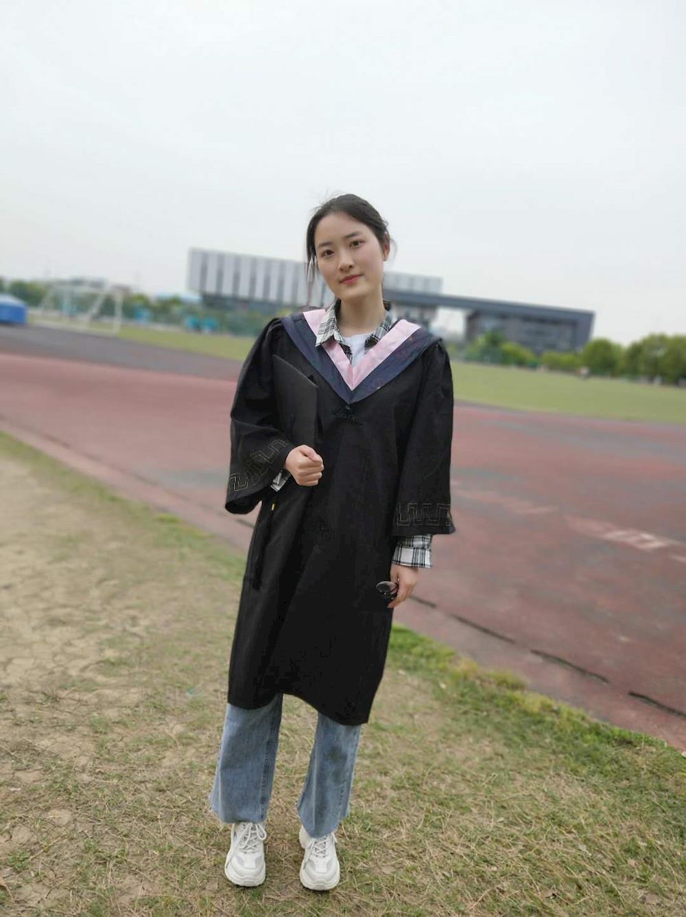 7e40a821114a45f0b6db1e1150b093bc.jpg