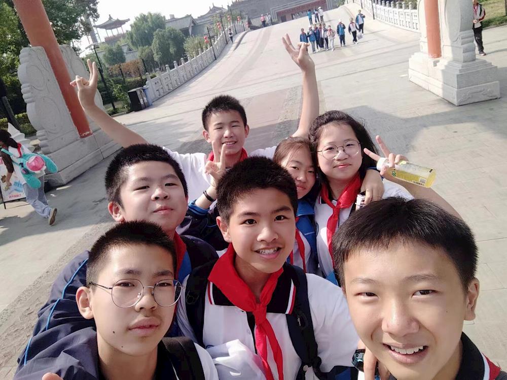 6f7a5f11bf91434ea189dac217f59eba.jpg