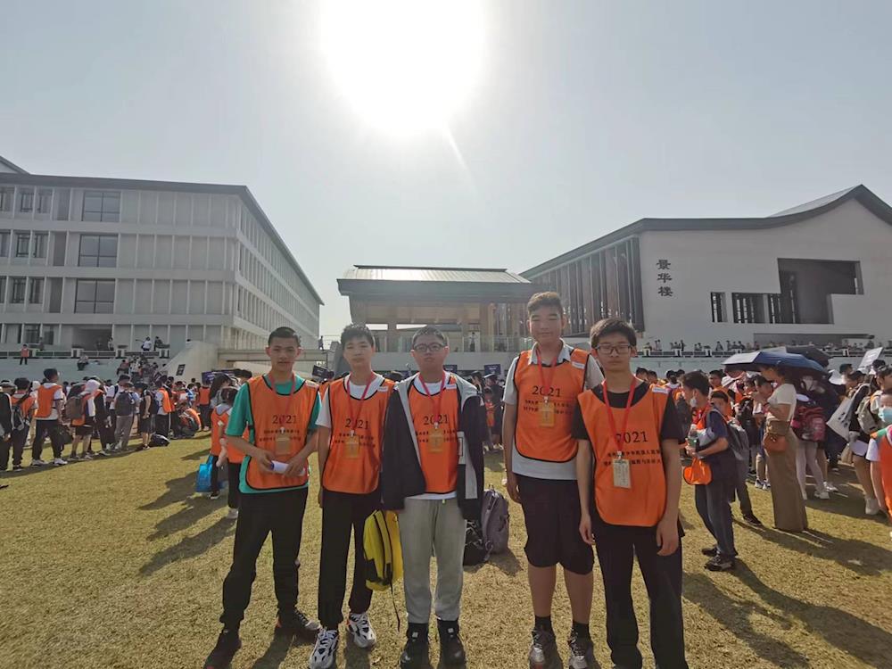 c1842533940843adab041a5dc1c40d72.jpg